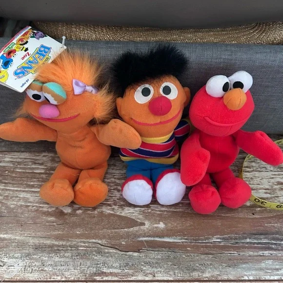 Sesame Street Plush Toy Set - Orange, Red, and Multicolor - Picture 2 of 16
